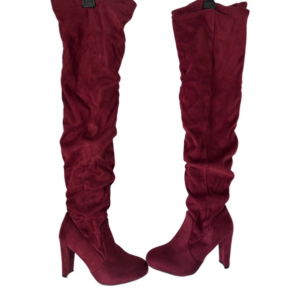 Thigh-High Velvet Women’s Heel Boots – Chic & Sexy - Picture 1 of 2